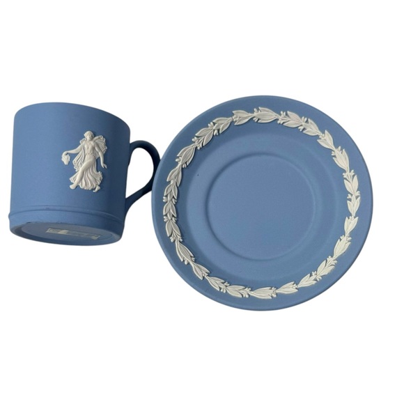 Wedgwood Jasperware Demitasse Cup & Saucer 1970s Coffee Tea English Traditional - Picture 3 of 8